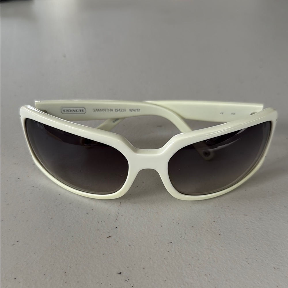 Coach Samantha Sunglasses - Picture 2 of 16